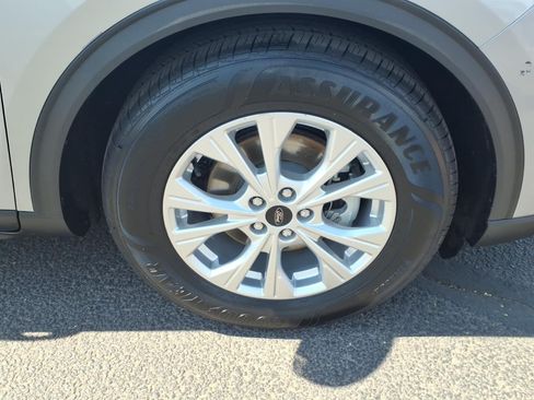 Certified 2023 Ford Escape Active w/ Tech Pack #1 FWD image 9