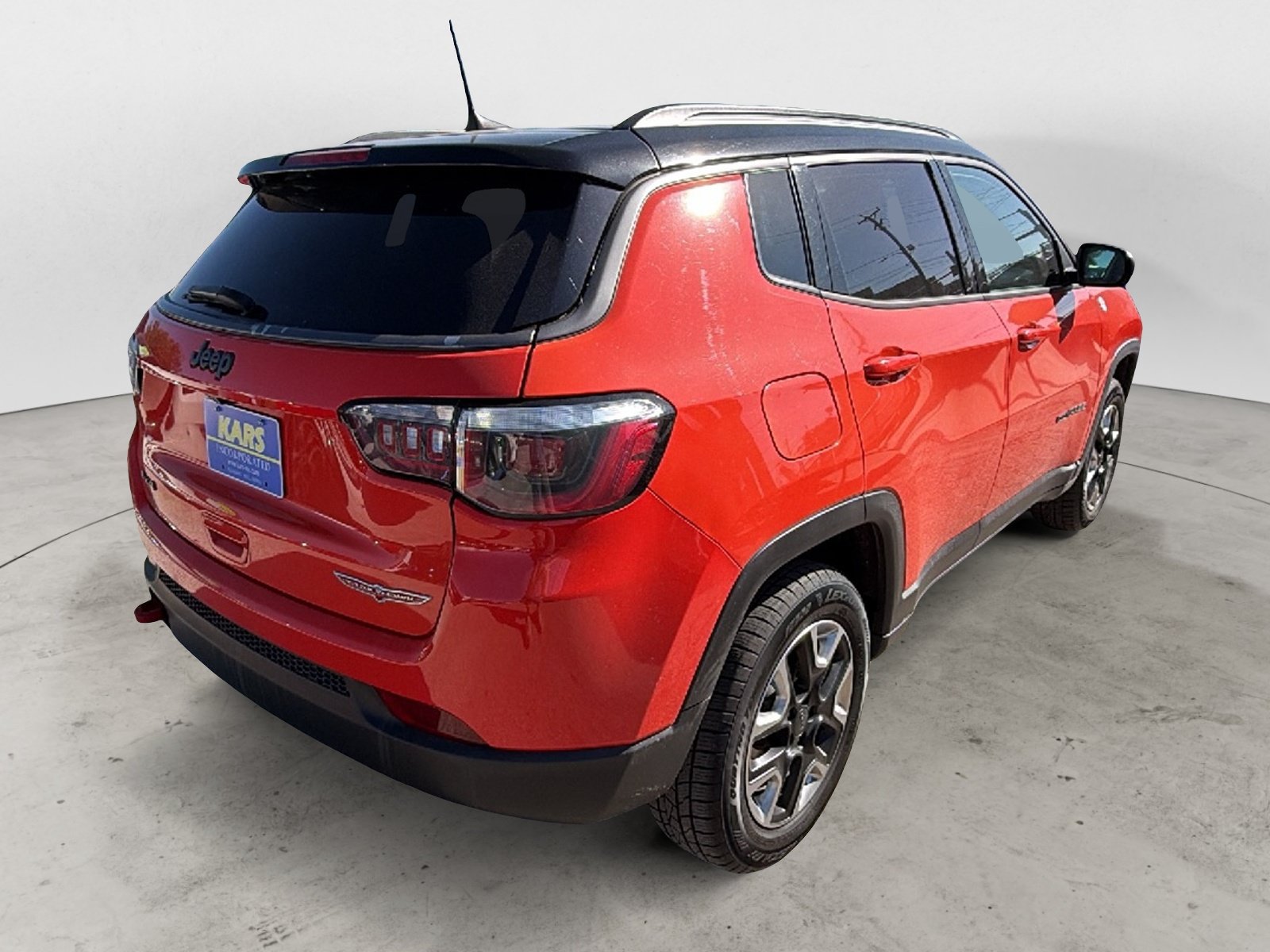 Used 2018 Jeep Compass Trailhawk w/ Cold Weather Group AWD/4WD image 6