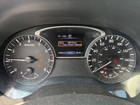 Used 2019 Nissan Pathfinder SL AWD/4WD image 8