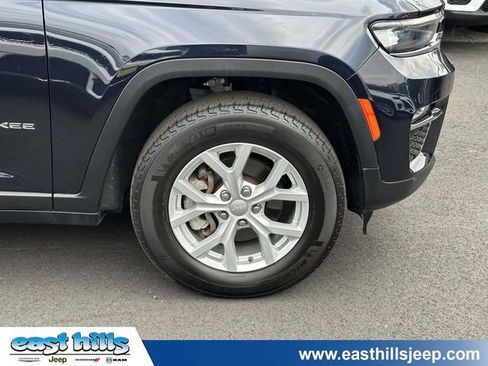 Used 2023 Jeep Grand Cherokee Limited AWD/4WD image 9
