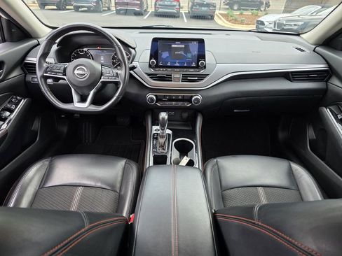 Used 2024 Nissan Altima 2.5 SR image 24