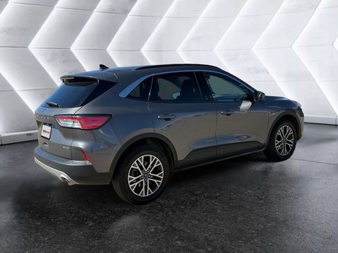 Used 2021 Ford Escape SEL image 4