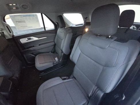 New 2026 Ford Explorer Active image 16