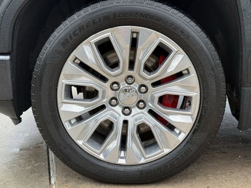 Used 2021 GMC Sierra 1500 Denali w/ Denali Ultimate Package image 11