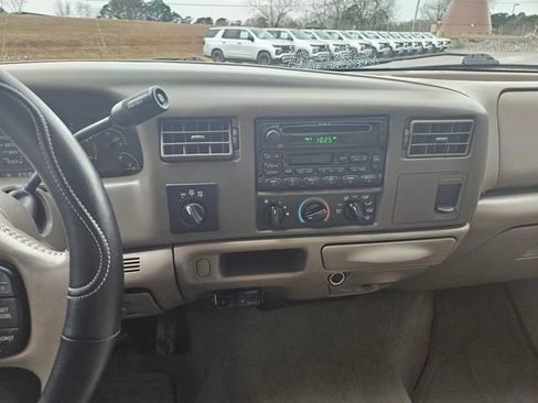 Used 2004 Ford F250 XL image 17