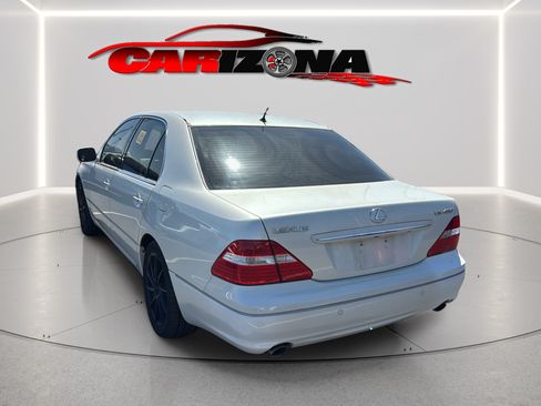 Used 2004 Lexus LS 430 w/ Modern Luxury Pkg RWD image 8