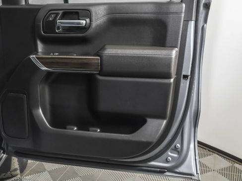 Used 2022 Chevrolet Silverado 1500 RST image 43