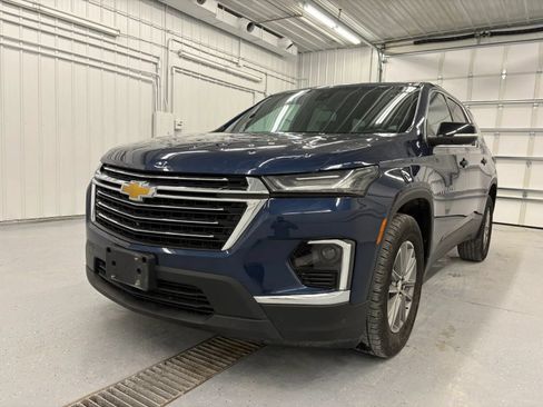 Used 2022 Chevrolet Traverse LT FWD image 21