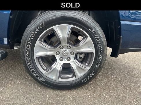 Used 2023 RAM 1500 Laramie AWD/4WD image 18