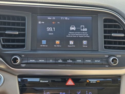 Used 2020 Hyundai Elantra Value Edition image 19