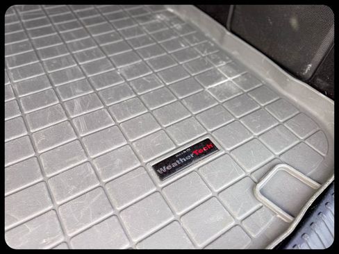 Used 2019 Lincoln Nautilus Reserve image 12