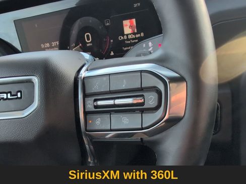 Used 2025 GMC Yukon XL Denali image 18