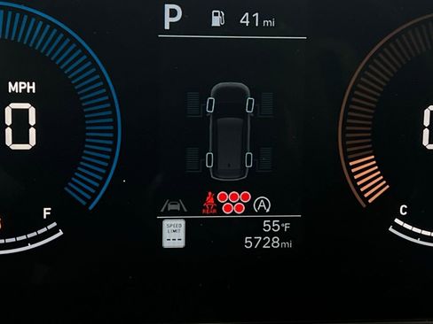 Used 2025 Hyundai Santa Fe XRT image 18