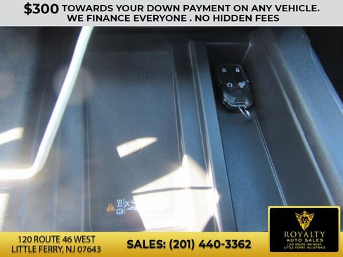 Used 2019 Chevrolet Silverado 1500 High Country w/ Z71 Off-Road Package image 34