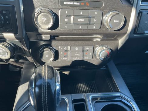 Used 2018 Ford F150 XLT w/ Equipment Group 302A Luxury image 26