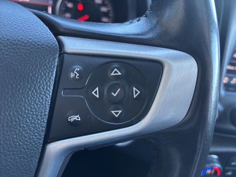 Used 2021 GMC Terrain SLT w/ Infotainment Package II image 16