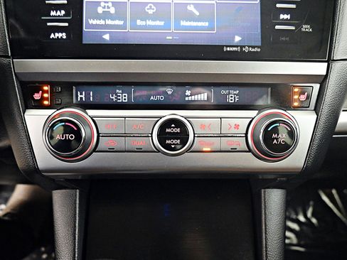 Used 2017 Subaru Outback 3.6R Touring image 14