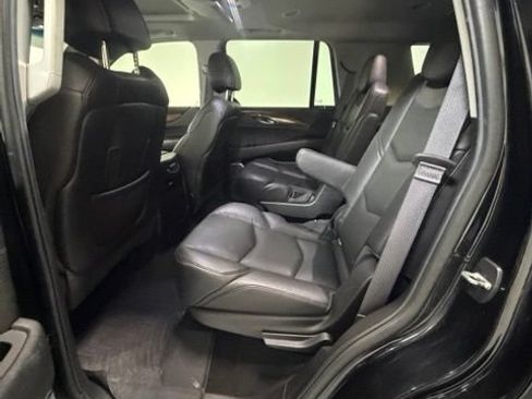Used 2016 Cadillac Escalade Premium AWD/4WD image 24