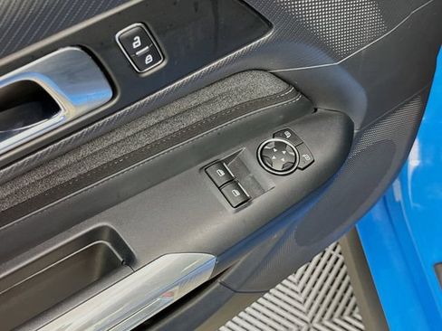 Used 2024 Ford Mustang Coupe image 17