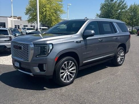 Used 2021 GMC Yukon Denali w/ Denali Ultimate Package AWD/4WD image 6