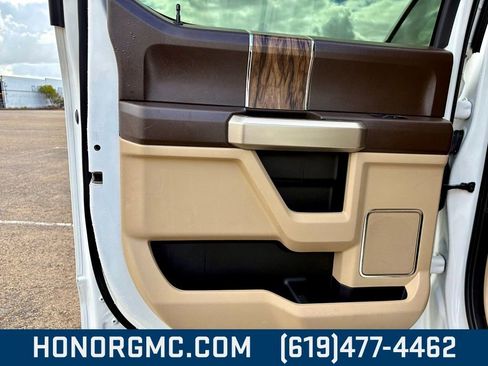 Used 2020 Ford F150 Lariat image 21