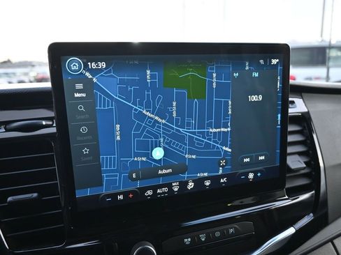 Used 2023 Ford Transit 350 XLT image 15