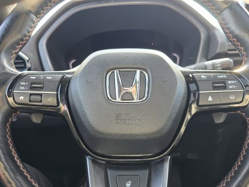Used 2023 Honda Pilot TrailSport image 27