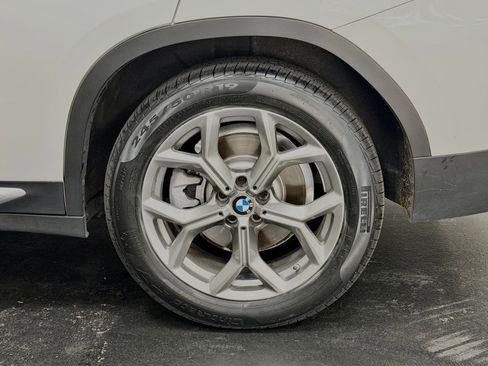 Used 2023 BMW X4 xDrive30i w/ Parking Assistance Package AWD/4WD image 17