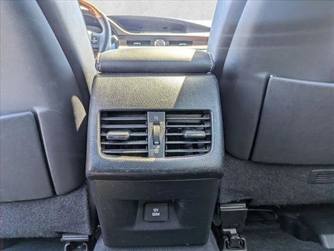 Used 2014 Lexus ES 300h w/ Luxury Package w/Bamboo Trim FWD image 17