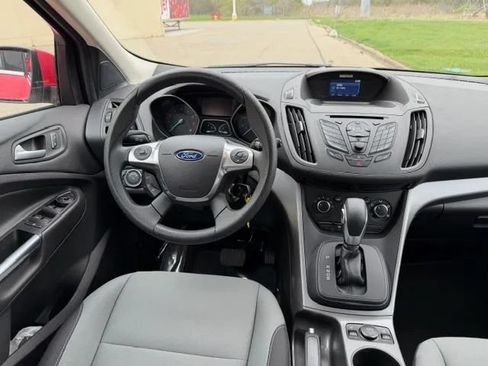 Used 2015 Ford Escape SE AWD/4WD image 10