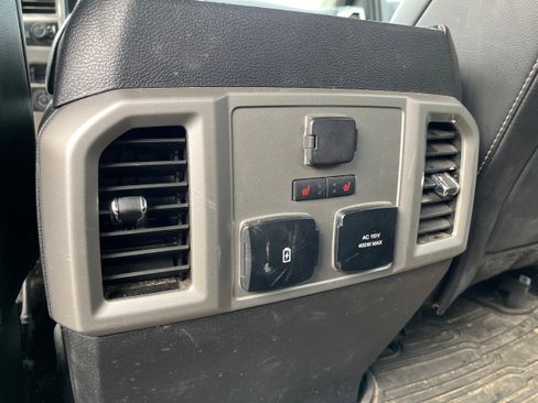 Certified 2020 Ford F350 Lariat image 11