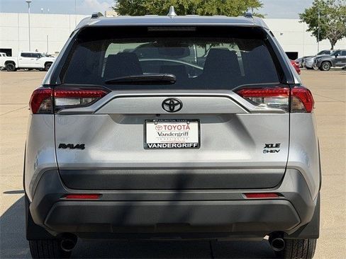 New 2025 Toyota RAV4 XLE image 5