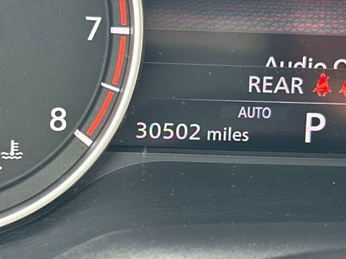 Used 2022 Nissan Rogue SV image 15