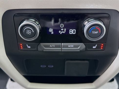 Used 2025 Buick Enclave Avenir w/ Super Cruise Package image 26