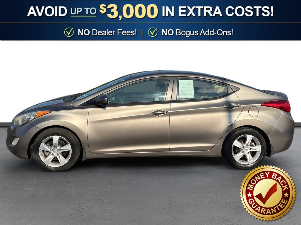 Used 2013 Hyundai Elantra GLS w/ Preferred Pkg FWD image 2