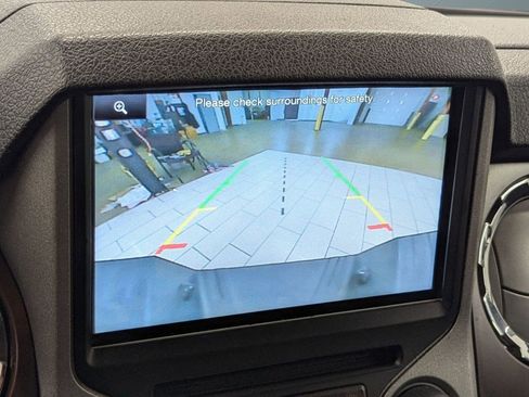 Used 2016 Ford F250 Lariat w/ Chrome Package image 29