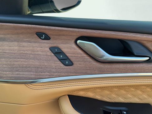 New 2026 Jeep Grand Cherokee Summit w/ Obsidian Package image 37