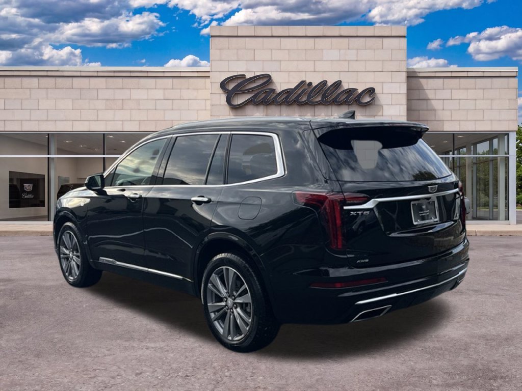 Used 2024 Cadillac XT6 Premium Luxury w/ Technology Package AWD/4WD image 8