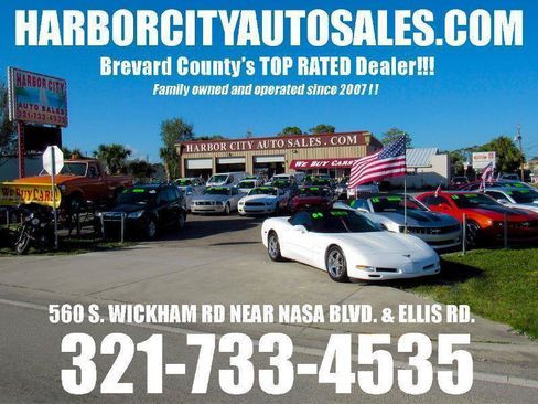 Used 2022 Nissan Sentra SR w/ Electronics Package FWD image 2