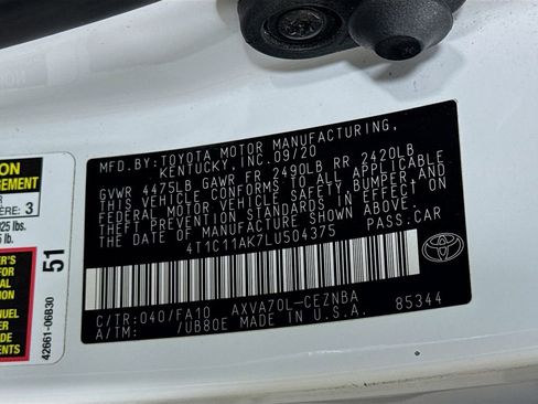 Used 2020 Toyota Camry LE w/ Carpet Mat Package image 38