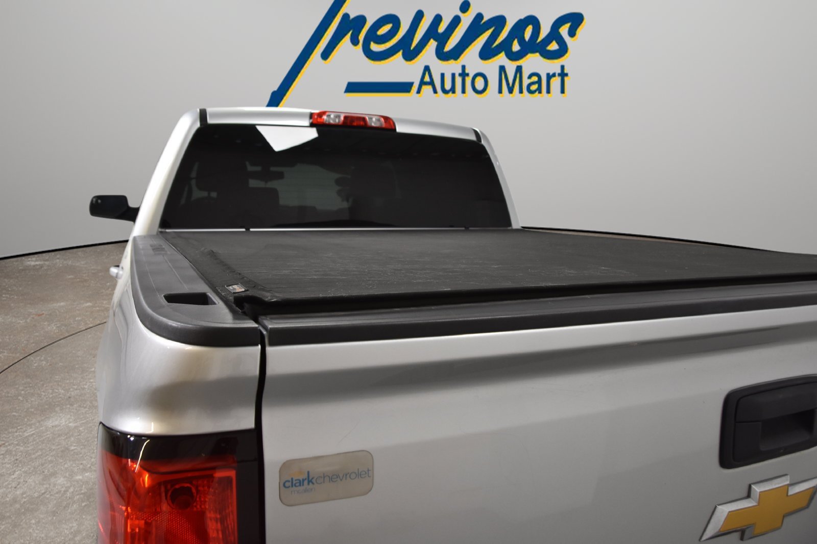 Used 2017 Chevrolet Silverado 1500 LT w/ Texas Edition RWD image 30