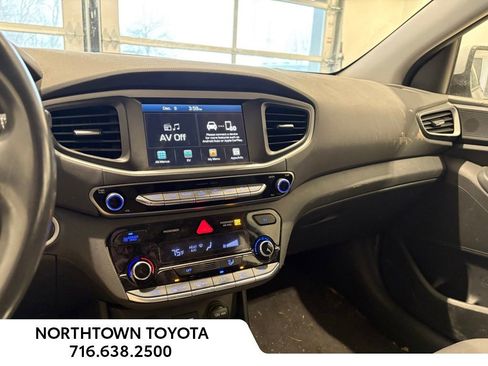 Used 2019 Hyundai Ioniq Electric image 19