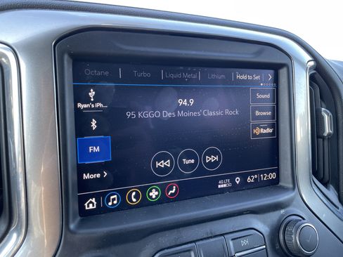 Used 2019 Chevrolet Silverado 1500 RST image 23