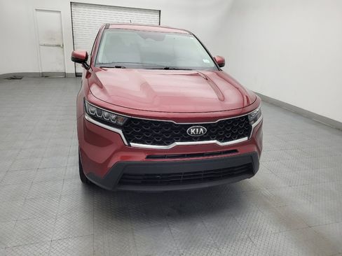 Used 2021 Kia Sorento LX AWD/4WD image 14