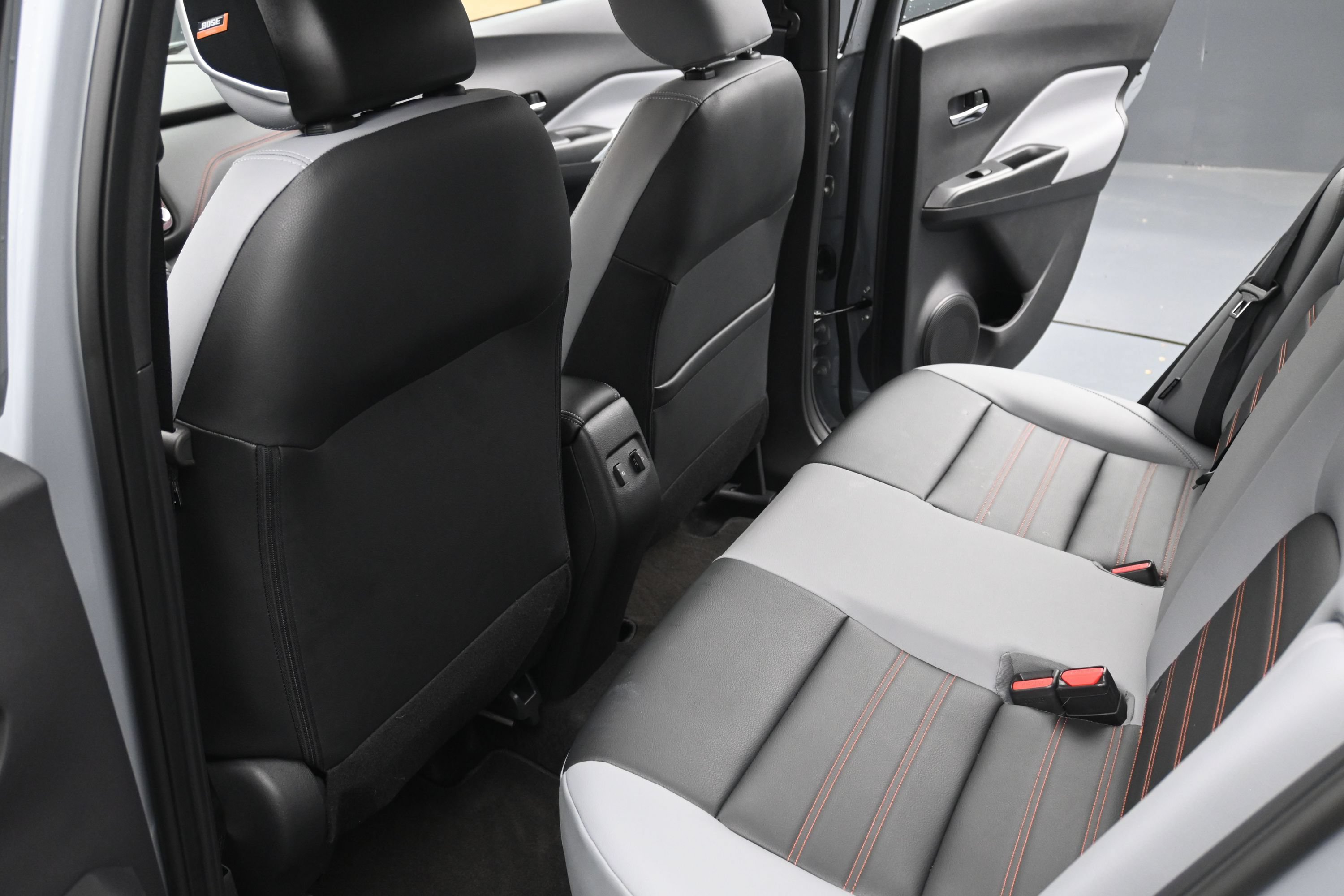 Used 2024 Nissan Kicks SR w/ SR Premium Package FWD image 12