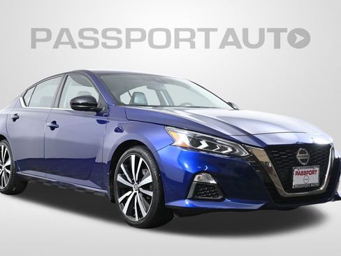 Used 2021 Nissan Altima 2.5 SR image 3