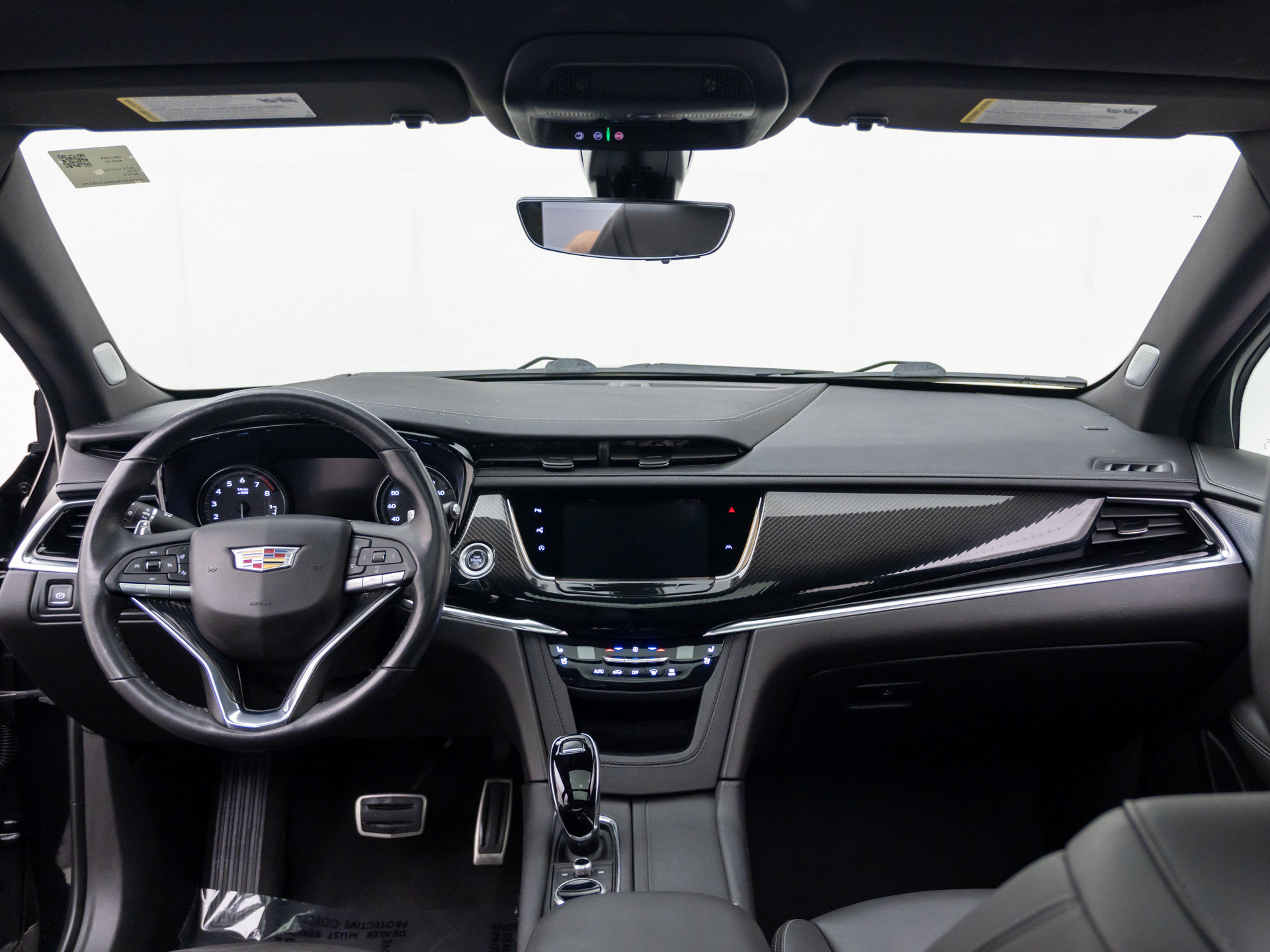 Certified 2024 Cadillac XT6 Sport w/ Technology Package AWD/4WD image 12