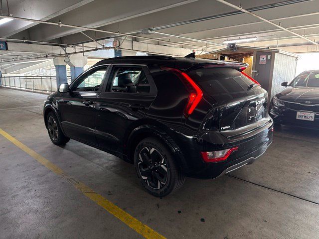 Certified 2025 Kia Niro Wind FWD image 5