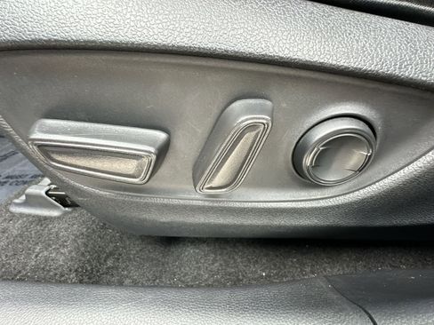 Used 2021 Toyota RAV4 XLE image 14