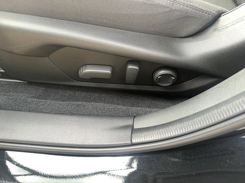 Certified 2024 Subaru Crosstrek 2.0i Premium AWD/4WD image 17